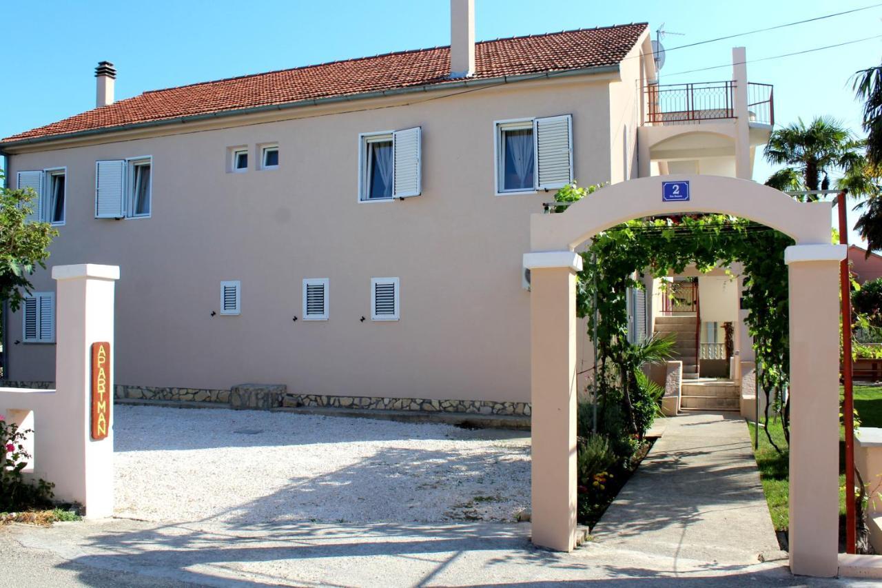 Apartments By The Sea Sukosan, Zadar - 6402 Buitenkant foto